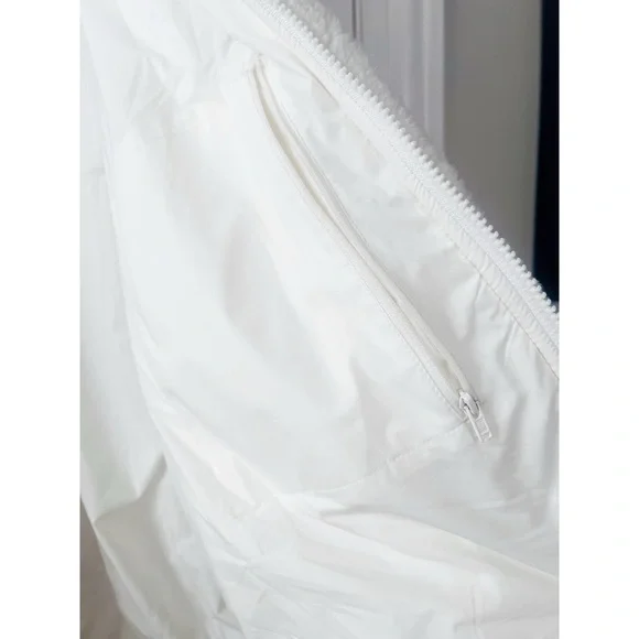 Men’s Alo Yoga Sherpa Stage Puffer - Picture 4 of 16